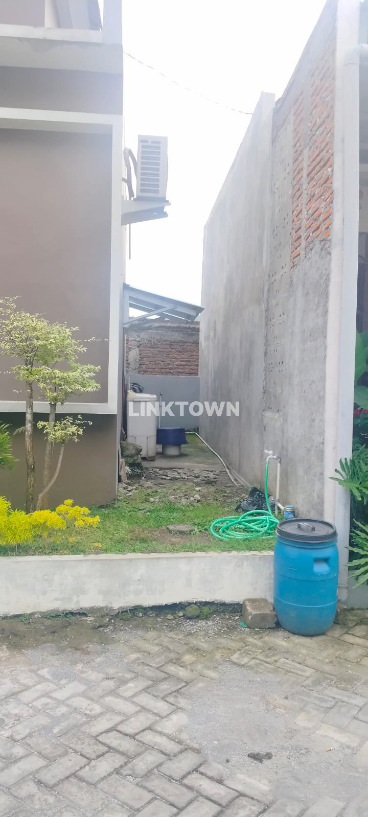 Dijual Rumah Minimalis Modern Daerah Ketileng Indah
