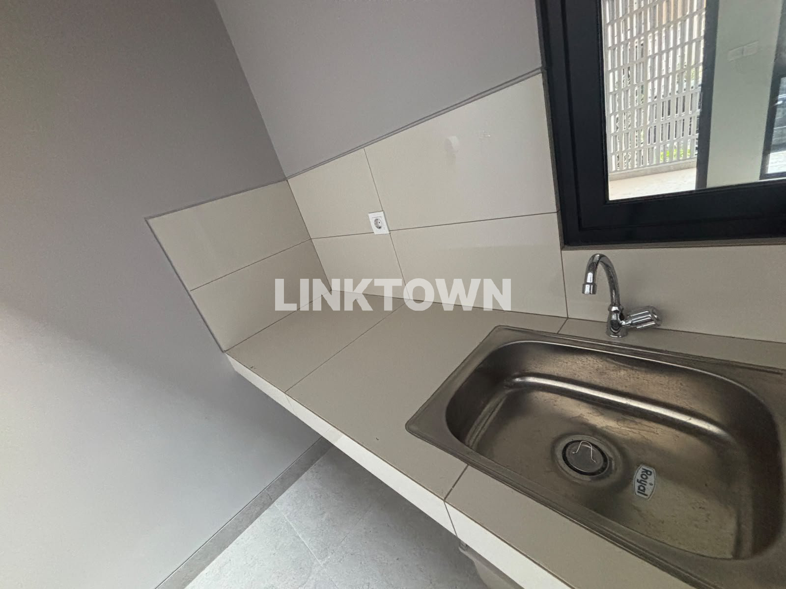 Rumah 2 Lantai Dalam Cluster Mewah By Summarecon