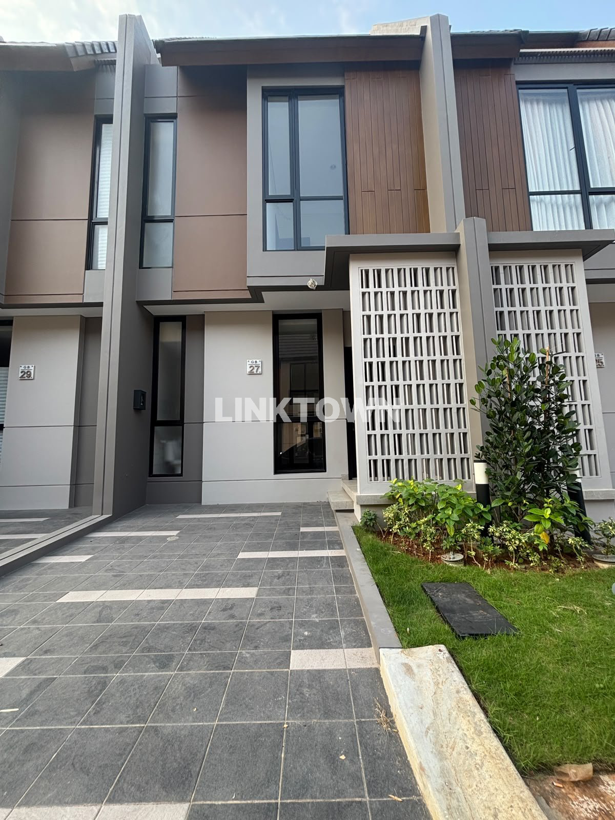 Rumah 2 Lantai Dalam Cluster Mewah By Summarecon Rumah 2 Lantai Dalam Cluster Mewah By Summarecon