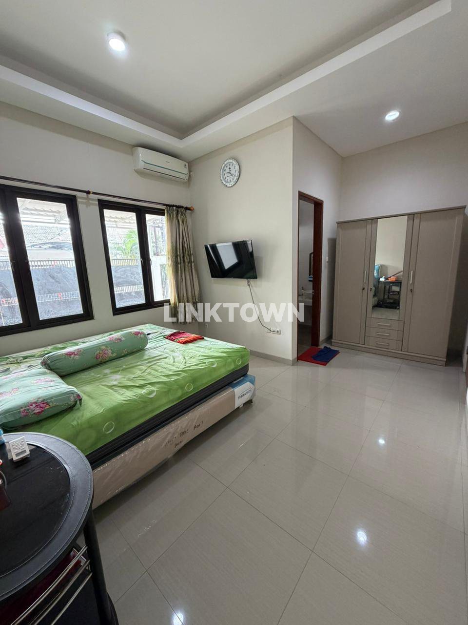 Dijual Rumah Modern Minimalis di Kencana Sari Timur Surabaya