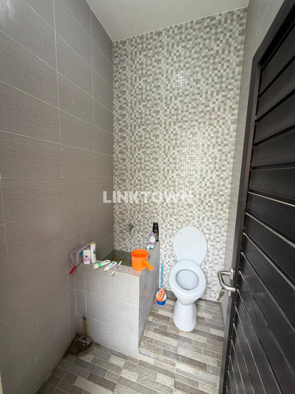 Dijual Rumah Modern Minimalis di Kencana Sari Timur Surabaya