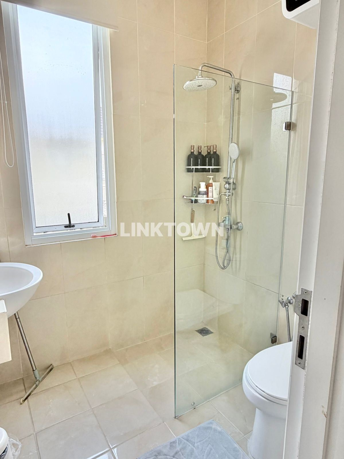 Rumah Furnished Siap Huni di BSD Tangerang
