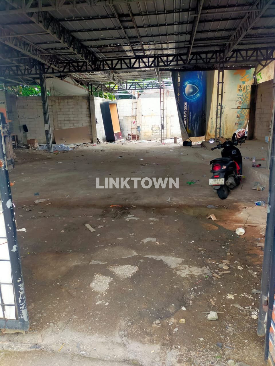 DIJUAL CEPAT GUDANG SIAP PAKAI POSISI HOOK SAWANGAN DEPOK