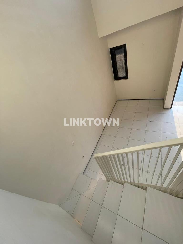 Rumah Minimalis Modern Araya Denmoza Hill Malang