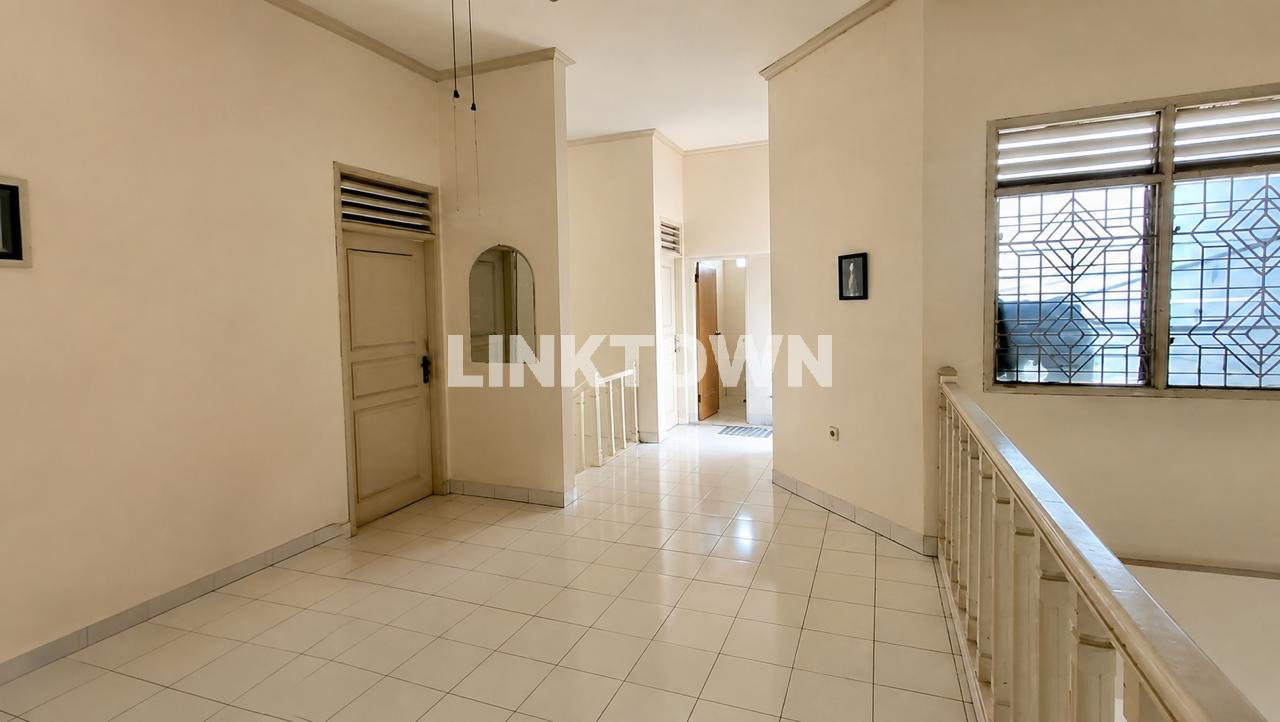 DIJUAL CEPAT RUMAH SIAP HUNI KOMPLEK PREMIUM JATIBENING BEKASI