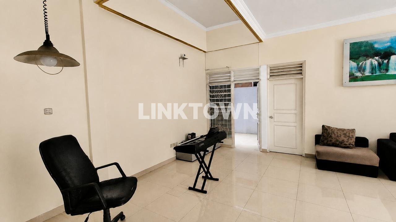 DIJUAL CEPAT RUMAH SIAP HUNI KOMPLEK PREMIUM JATIBENING BEKASI