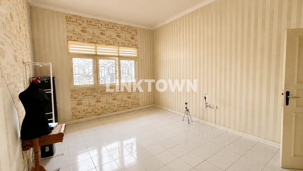 DIJUAL CEPAT RUMAH SIAP HUNI KOMPLEK PREMIUM JATIBENING BEKASI