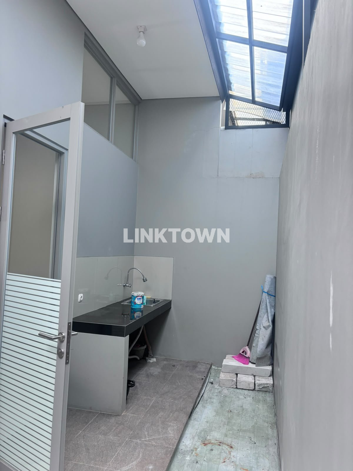 Dijual Rumah Modern Minimalis Strategis di Jatinangor Bandung