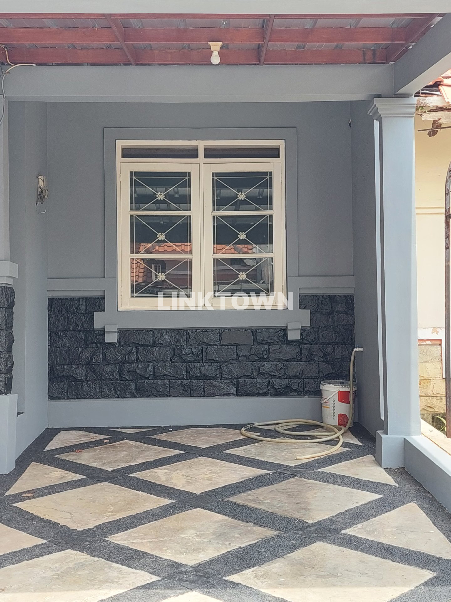 DISEWAKAN CEPAT RUMAH SIAP HUNI KOTA WISATA CIBUBUR