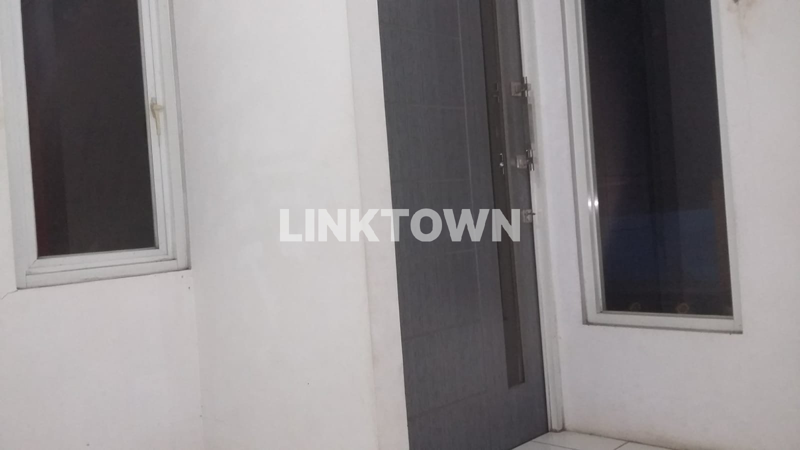 DIJUAL CEPAT RUMAH SIAP HUNI SEMI FURNISH VILLA NUSA INDAH 3 BOGOR