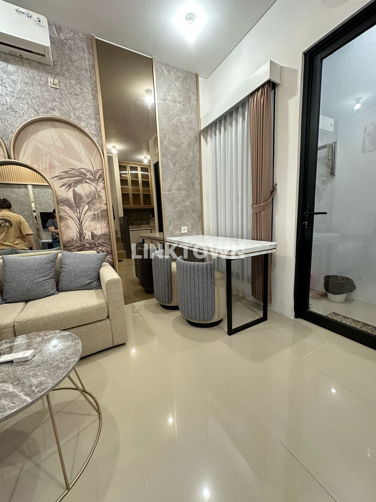 Rumah Fully Furnish Siap Huni di Regency One East Point Dekat Pakuwon City