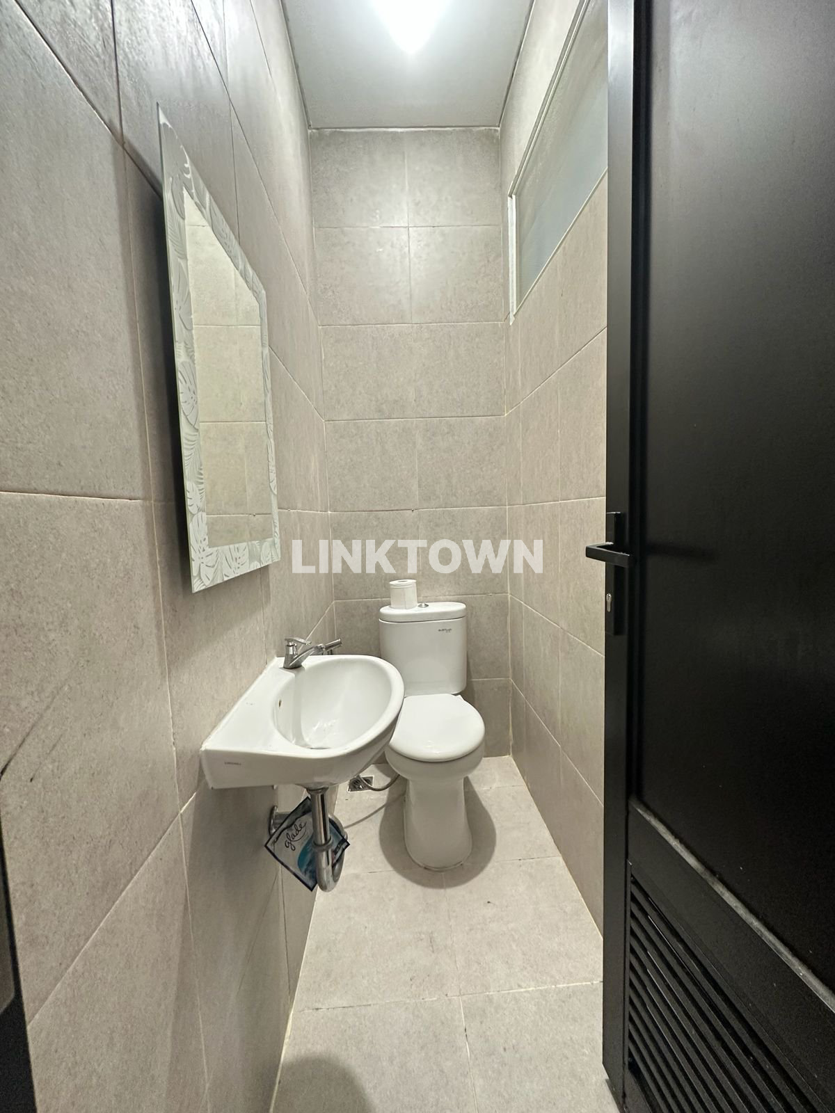 Rumah Fully Furnish Siap Huni di Regency One East Point Dekat Pakuwon City