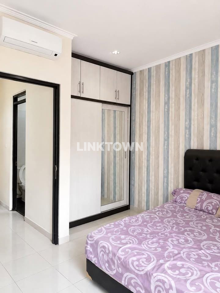 Rumah 2 Lantai di Laveria Residence, Depok