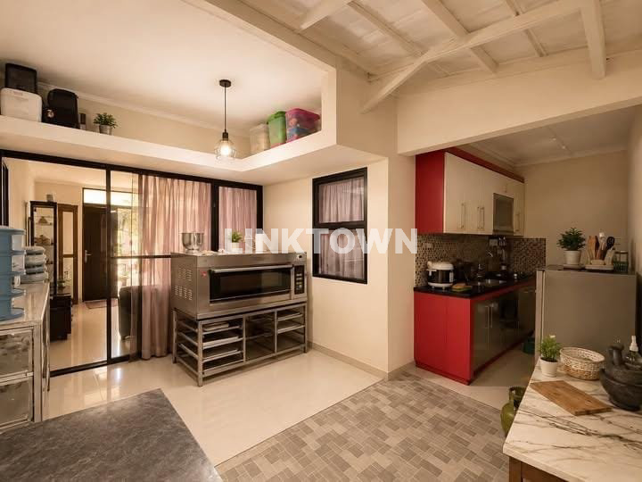 Rumah 2 Lantai di Laveria Residence, Depok