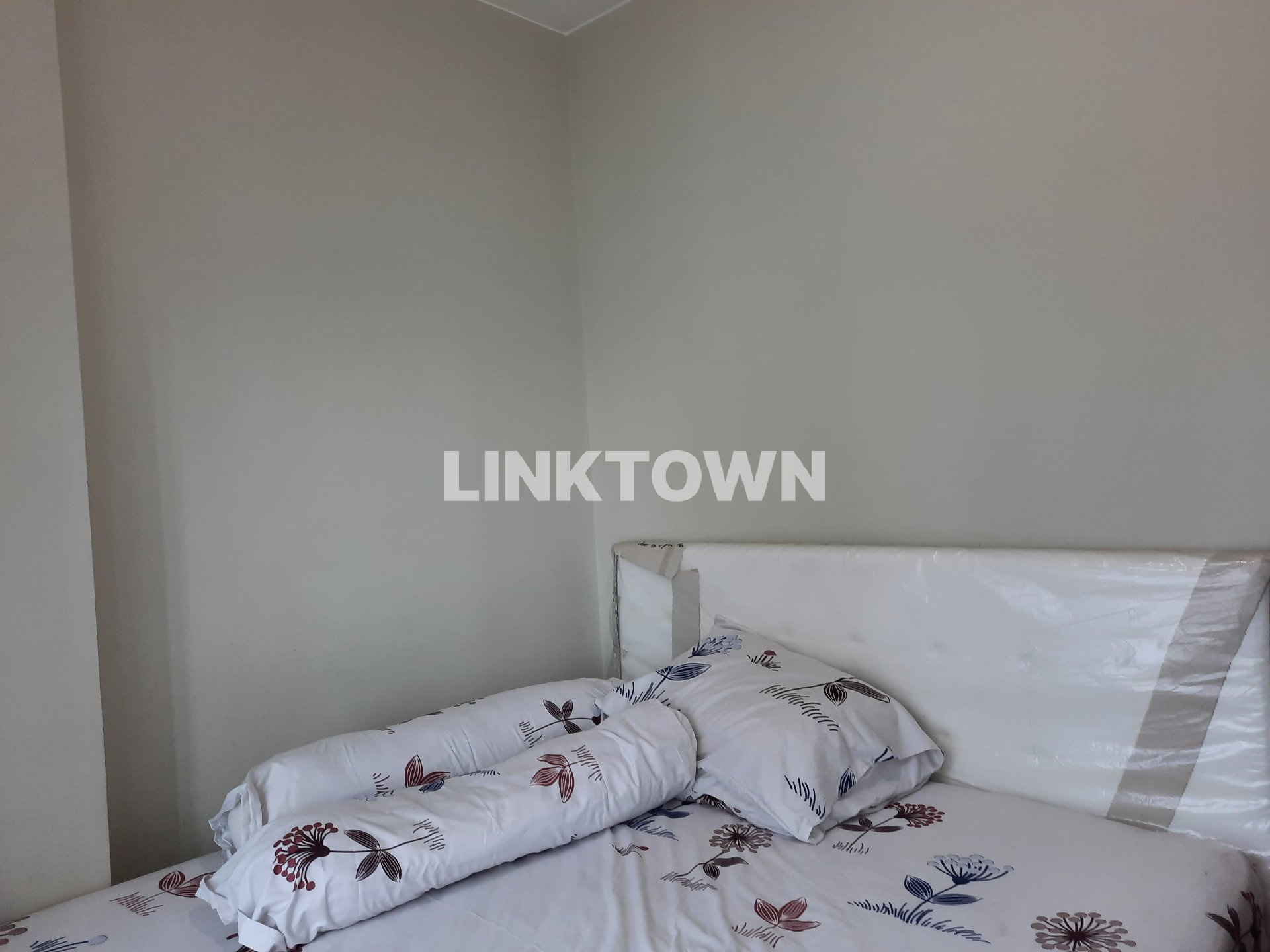 JUAL CEPAT APARTEMEN SPRING LAKE BEKASI 2BR FULL FURNISH SIAP HUNI
