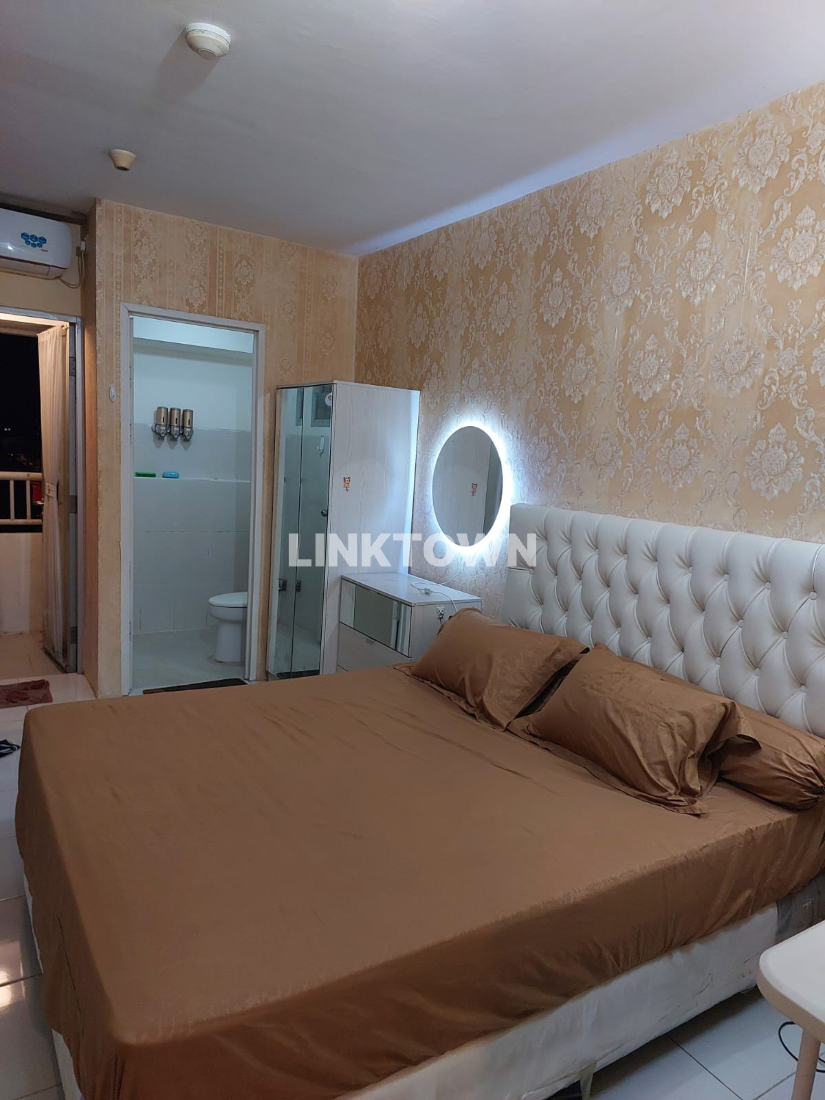 Disewakan Unit Studio Apartemen Furnish di Educity Harvard Disewakan Unit Studio Apartemen Furnish di Educity Harvard