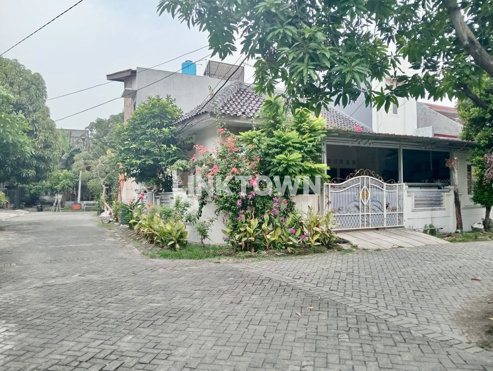 JUAL CEPAT RUMAH SIAP HUNI TAMAN HARAPAN BARU BEKASI ANTI BANJIR