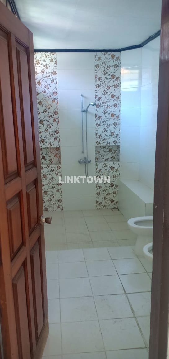 Dijual Termurah Rumah di Dharmahusada Indah Kawasan Pusat Kota Surabaya