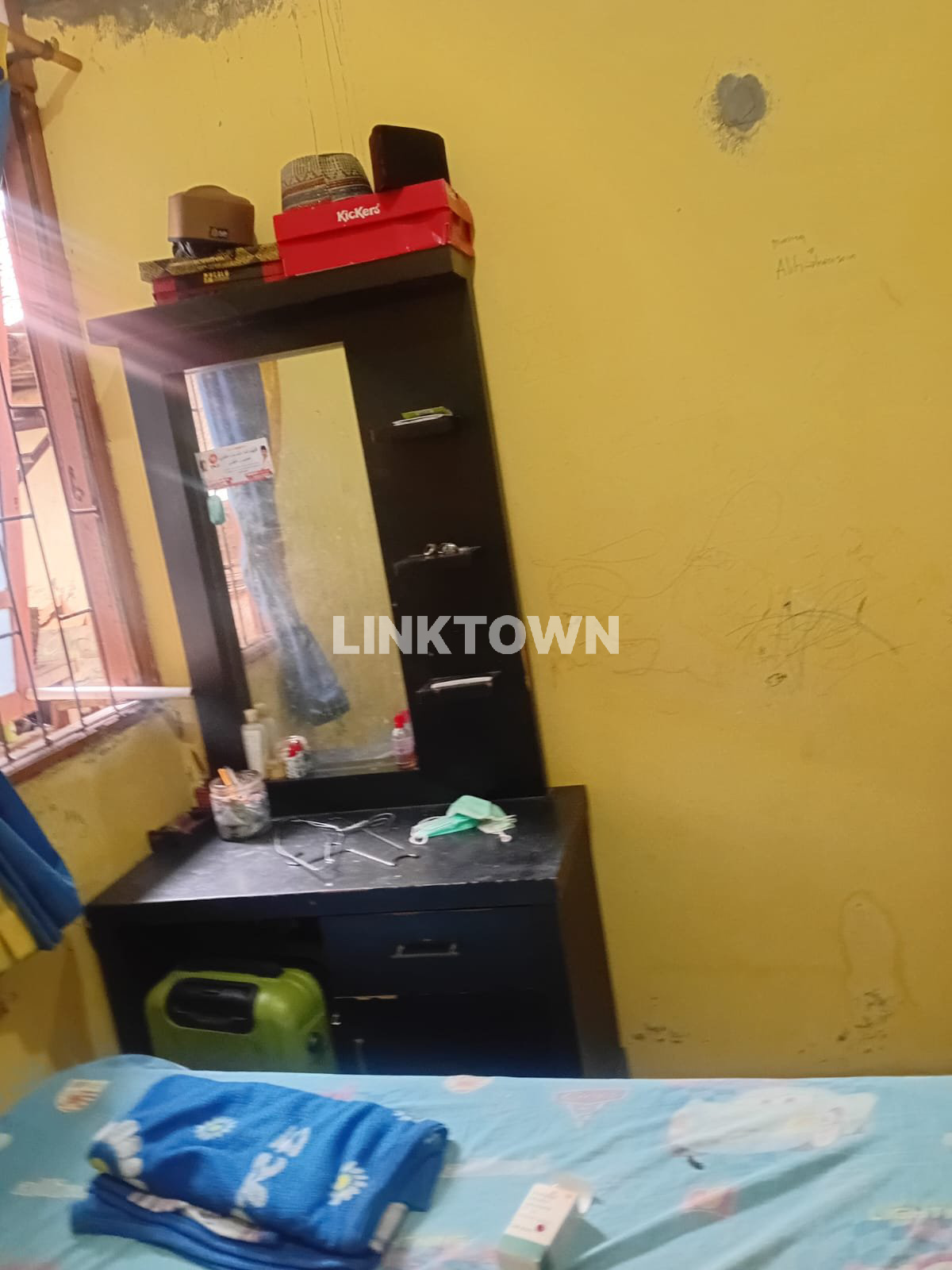 Dijual Cepat Rumah 2 Lantai di Jalan Bintara SHM