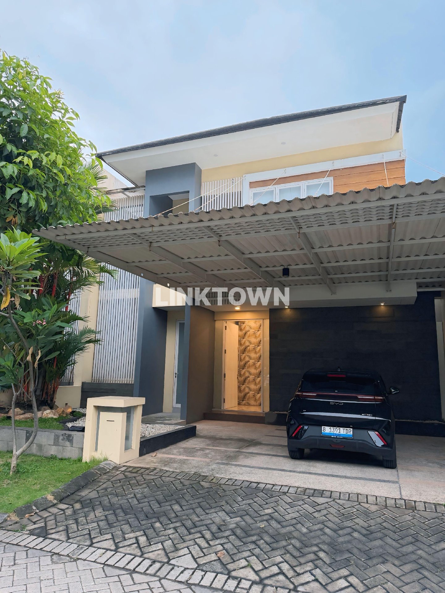 Hunian Modern Minimalis Kawasan Surabaya Barat Royal Residence Hunian Modern Minimalis Kawasan Surabaya Barat Royal Residence