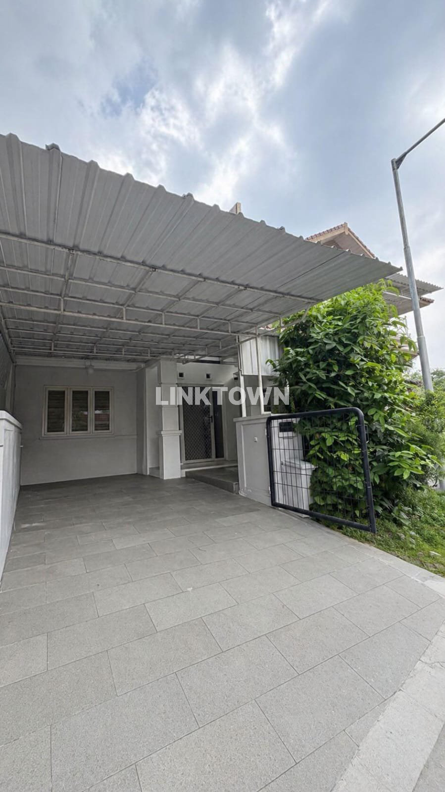 Dijual Siap Huni Bebas Banjir Rumah di Villa Valensia Surabaya Dijual Siap Huni Bebas Banjir Rumah di Villa Valensia Surabaya