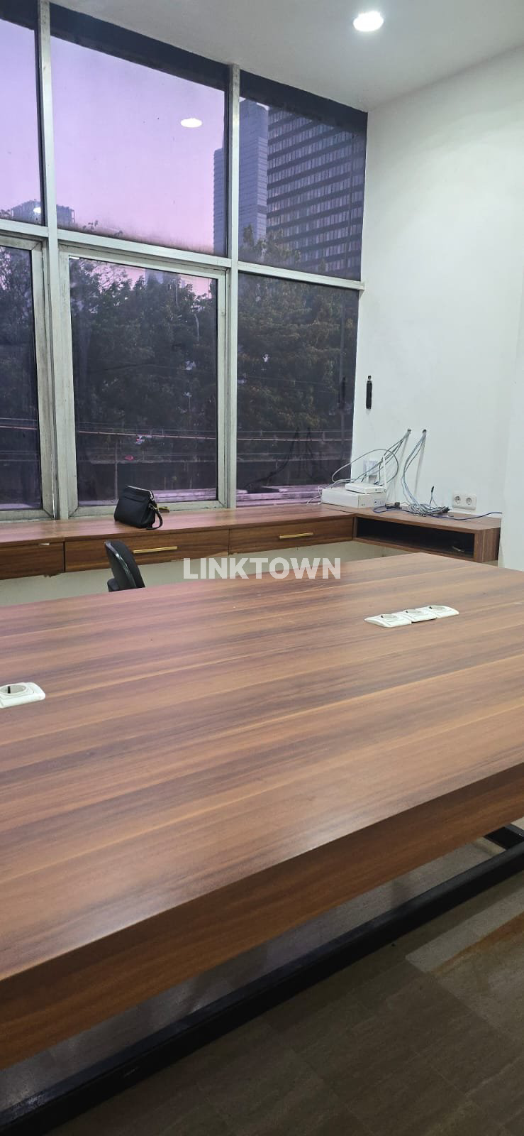JUAL/SEWA CEPAT RUKO KOMERSIL DIKAWASAN PREMIUM SANGAT STRATEGIS MENTENG JAKARTA PUSAT