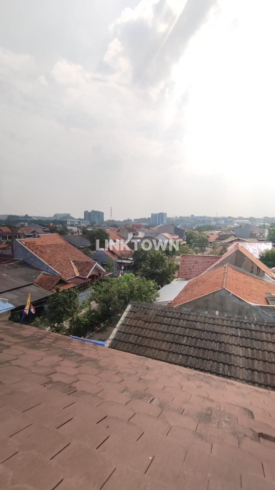 Hunian Mewah 3 Lantai View Gunung Ungaran di Kedungmundu Semarang