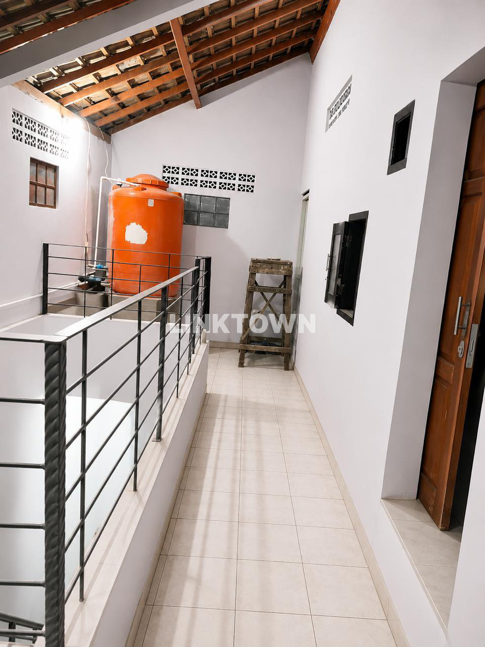 Dijual Rumah Nyaman dan Kokoh Lokasi Strategis Ciganatiri Bandung