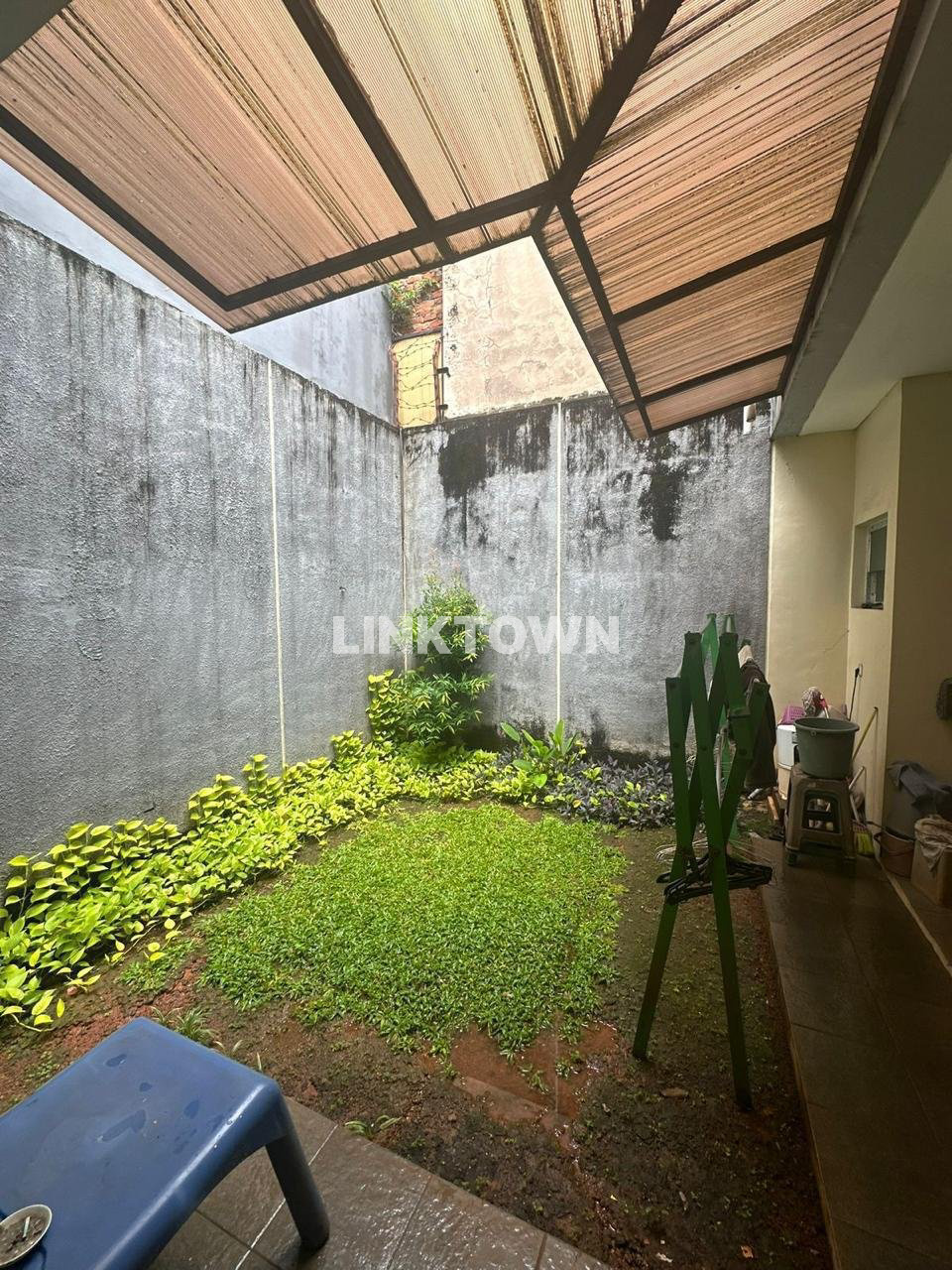 Dijual Rumah Dalam Cluster Siap Huni Jakarta Barat