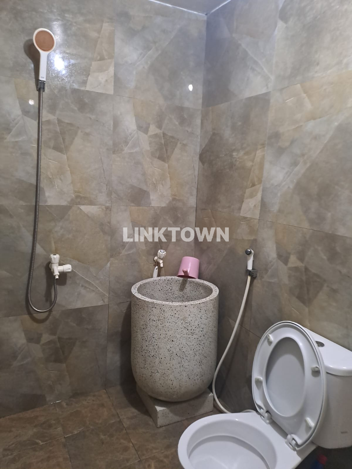 JUAL CEPAT RUMAH SIAP HUNI 2LANTAI HARAPAN INDAH