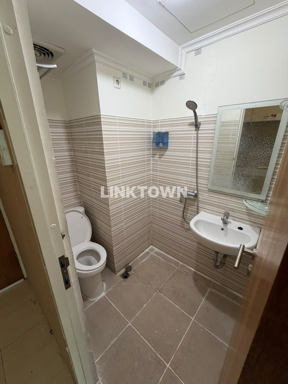 Dijual Apartemen Type Studio Puncak Bukit Golf Surabaya
