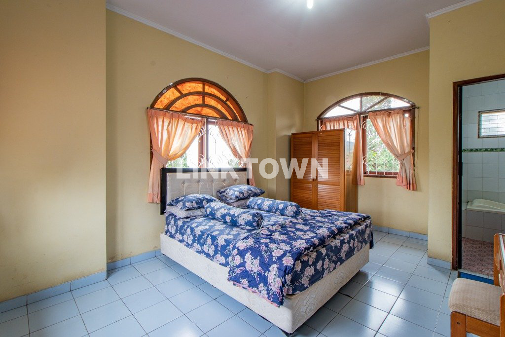 JUAL CEPAT VILLA CIATER SUBANG SIAP HUNI SANGAT LUAS DAN MEWAH